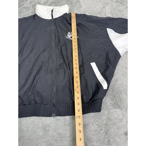 Nike Air Jordan Black and White Windbreaker Jacket - Picture 14 of 15